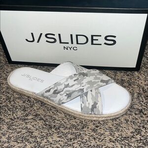 J/Slides Off White Camo Crossover Reva Leather Slide Sandals Women Size 7